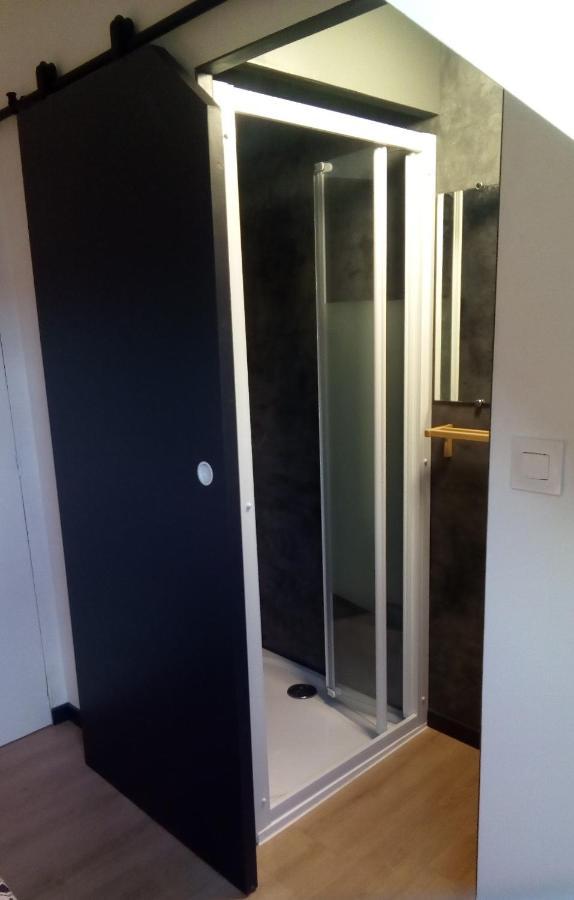 Les Appartements Du 31 - Centre Ville - 3E Etage - 35M2 Quimper Exterior foto